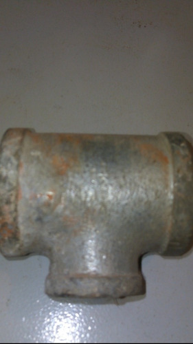 Tee Galvanizada Reforzada De 1 1/2 A 1 Pulgada