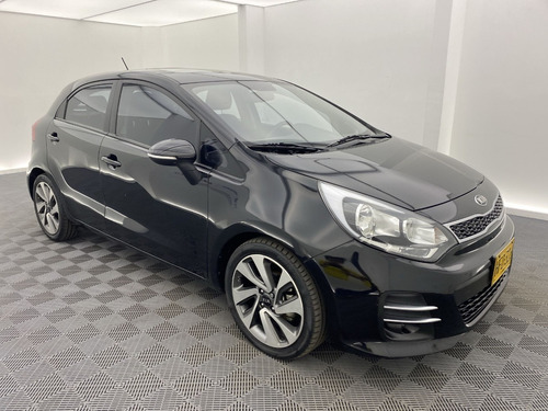 Imagen 14 de 25 de Kia Rio Spice R 1.4 At