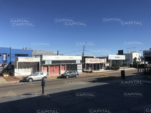Imagen 3 de 11 de Locales Comerciales En Venta Con Buena Renta - La Barra La Barra