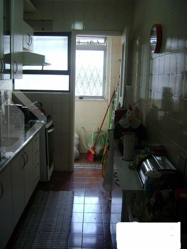 Imagem 6 de 8 de Apartamento - Medianeira - Ref: 215198 - V-215198