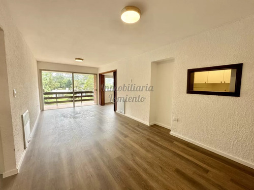 Venta Apartamento 3 Dormitorios En Complejo Arcobaleno