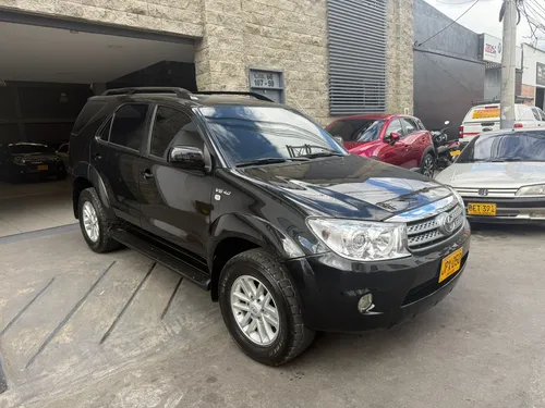 Toyota Fortuner 4.0 Sr5