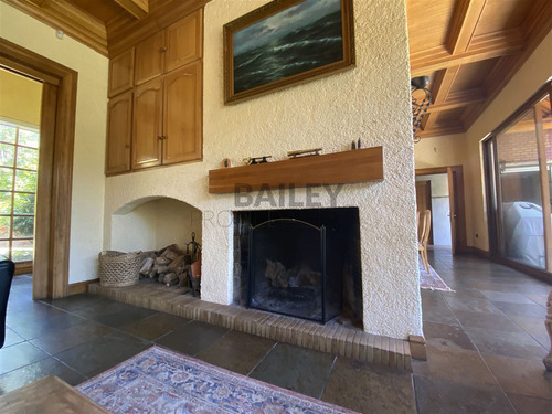 Casa En Venta En Concón