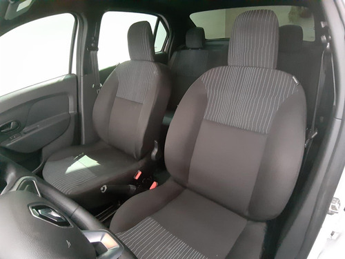 Imagem 12 de 12 de Renault Logan Life Flex 1.0 12v 4p Mec
