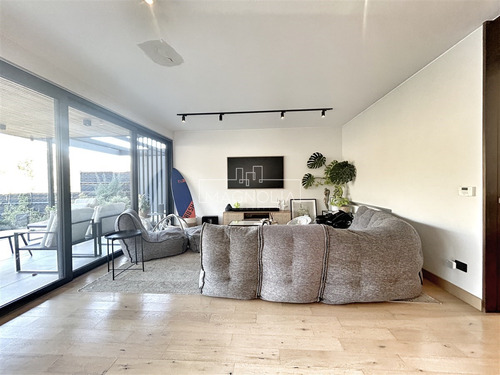 Casa En Arriendo De 4 Dorm. En Lo Barnechea