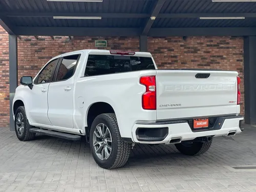 Chevrolet Cheyenne 5.3 Doble Cab Rst 4X4 At