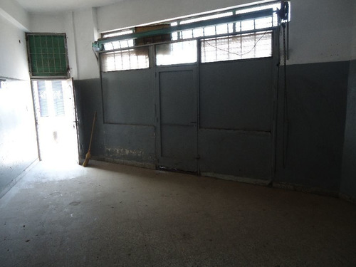 Imagen 6 de 14 de Local Con Vivienda En Venta En Castelar Sur