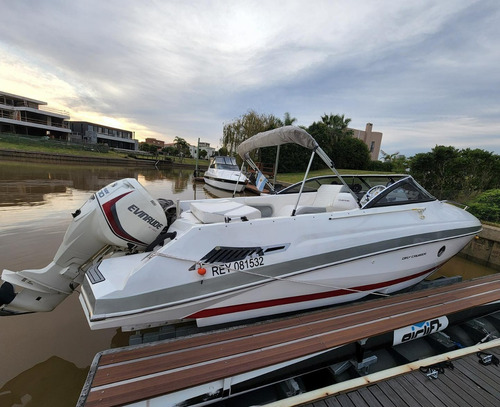 Imagen 3 de 10 de Custon 25 Daycruiser Con Evinrude E-tec 300hp