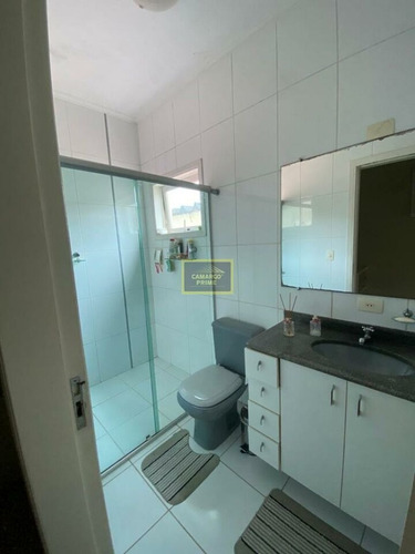 Imagem 5 de 15 de Casa Assobradada 3 Dormitórios E Piscina Em Jaguaré. - Eb86988