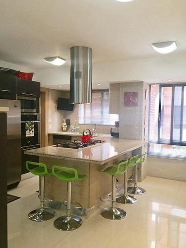 Imagen 5 de 10 de Apartamento En Venta Lomas De Las Mercedes Mc 18-001