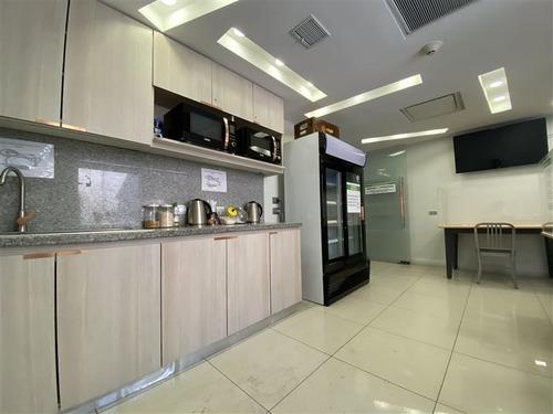 Imagen 15 de 23 de Oficina En Arriendo En Santiago