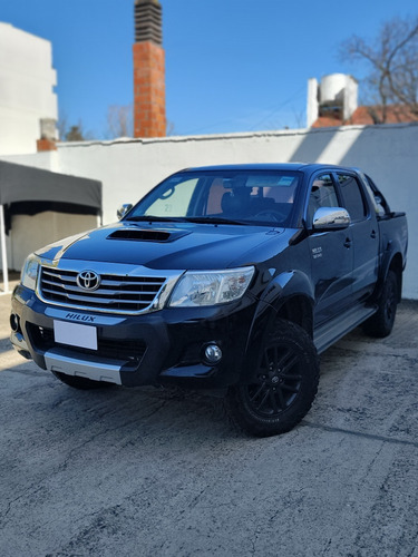 Toyota Hilux SW4 3.0 Srv Cuero 171cv 4x4 5at - A4