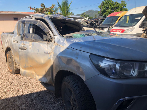Toyota Hilux 2.8 Aut. 4x4 2017 *para Retirada De Peças*