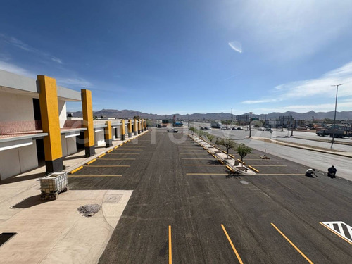 Plaza Comercial El Portal,venta ,en Avenida Guillermo Prieto Lujan, Chihuahua.