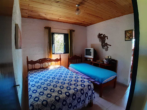 Linda Chácara Com 1.800m² Em Munhoz-mg - Santo Expedito I