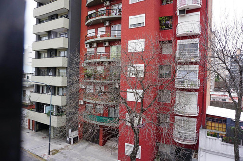 Imagen 6 de 30 de Semipiso 4 Ambientes Con Dependencia Cochera Impecable