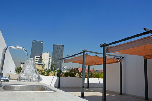 Local En Venta En Col. Centro, Estilo Art Deco