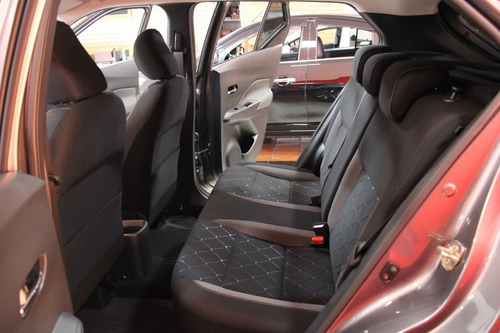 Imagem 6 de 14 de Nissan Kicks Sv Cvt 1.6 Flex