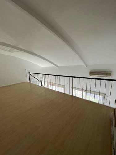 Departamento De 2 Ambientes, En El Talar De Martinez.