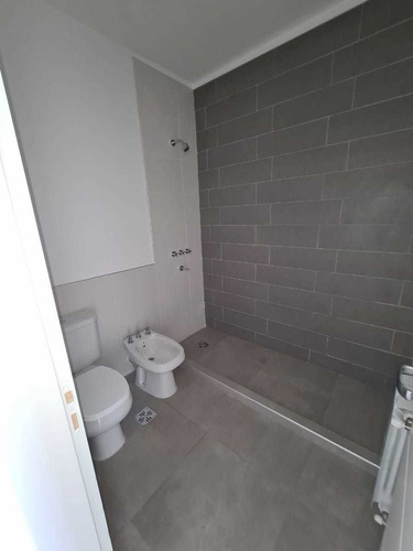 Duplex A Estrenar En Lomas De Manantiales