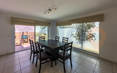 Casa En Venta En Cumbres Del Cimatario