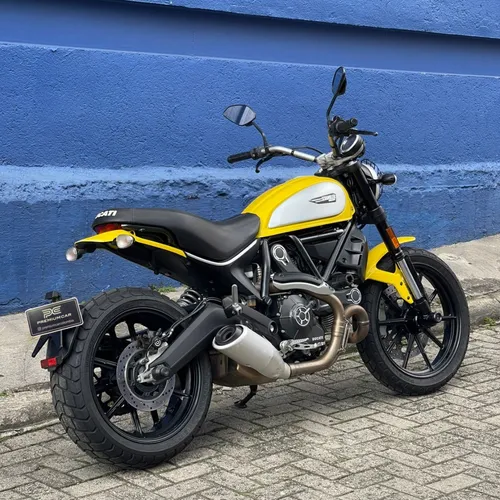 Ducati Scrambler 800 Icon