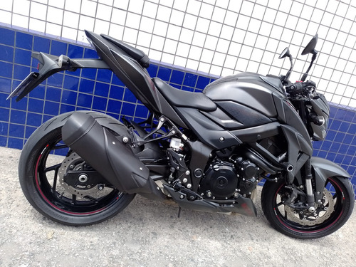 Suzuki Gsx S 750