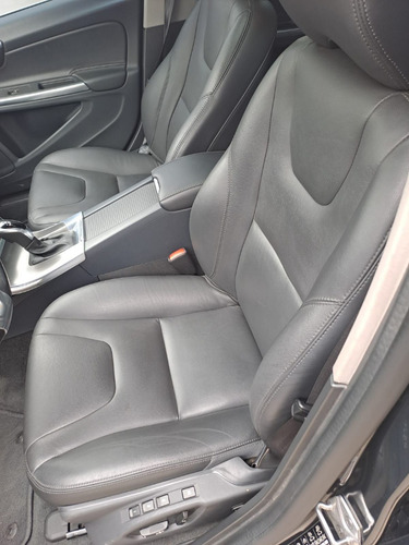 Imagen 10 de 10 de Volvo S60 2.0 T6 High Luxury