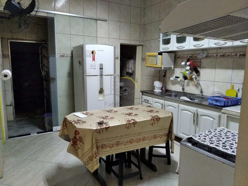 Imagem 6 de 13 de Casa Com 4 Dorms, Vila Margarida, São Vicente - R$ 250 Mil, Cod: 3330 - V3330