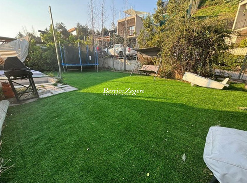 Casa En Venta De 4 Dorm. Lo Barnechea Townhouse Oportunidad