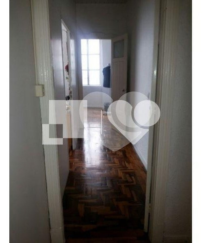 Imagem 7 de 10 de Ótima Casa, Dois Dormitórios, Living Amplo. Cidade Baixa. - Reo414692