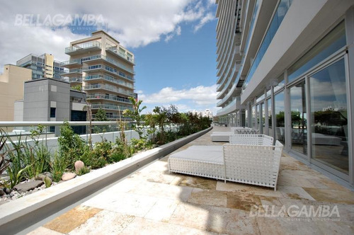 Imagen 21 de 24 de Hermoso Loft En Piso 17 Con Vista Al Rio. Excelentes Detalles De Calidad Y Cochera.