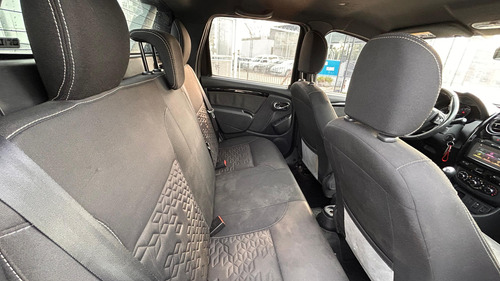 Renault Duster Oroch 2.0 Privilege