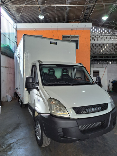Iveco Daily 35s14 Bau Ano 17 Unico Dono Novissima