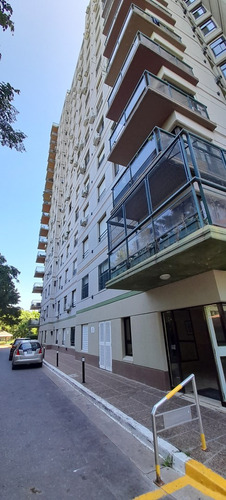 Departamento En Alquiler En Tigre, Gba Norte, Riverside