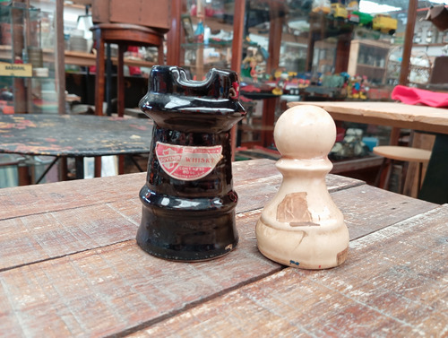 2 Botellas Miniatura De Ceramica De Coleccion Whisky Ref.460 (Usado)