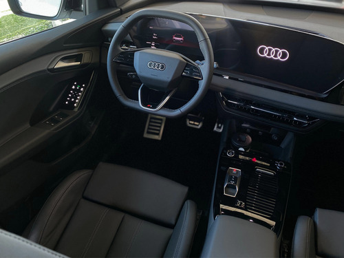 Audi Q6 E-Tron S line quattro