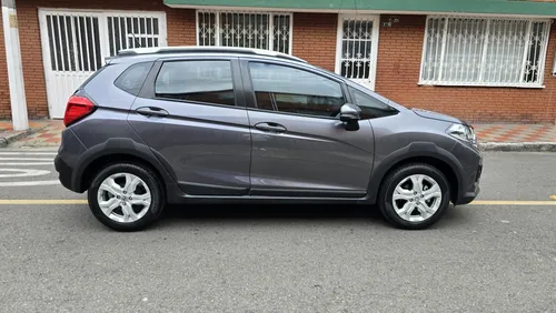 Honda WR-V LX 1.5 MT