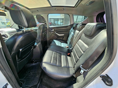 Ford Kuga 2.5 Titanium At 4x4 L (ku05)