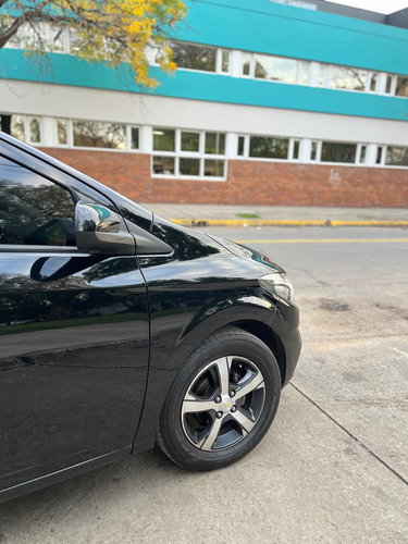 Chevrolet Onix 1.4 Ltz At 98cv
