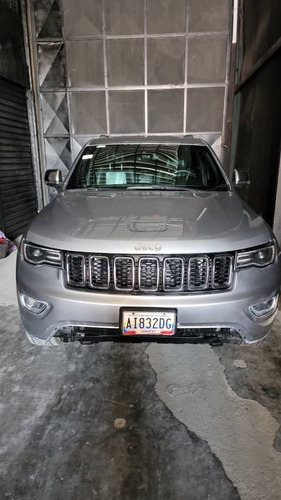 Imagen 4 de 16 de Jeep Grand Cherokee
