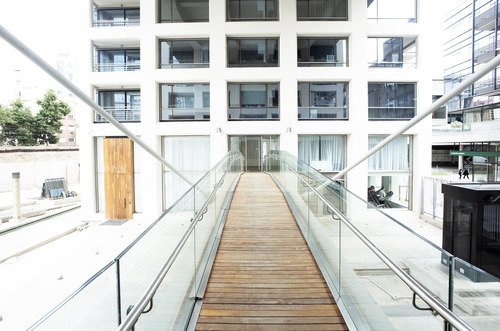 Excelente Tres Ambientes En Complejo Al Río - Venta Con Renta