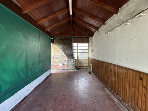 Venta - Casa Con Fondo Libre