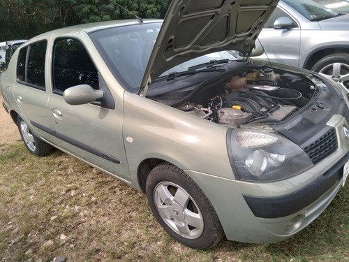 Renault Clio 2005 1.6 16v Privilège 5p