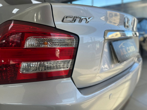Honda City 1.5 Lx Flex 4p