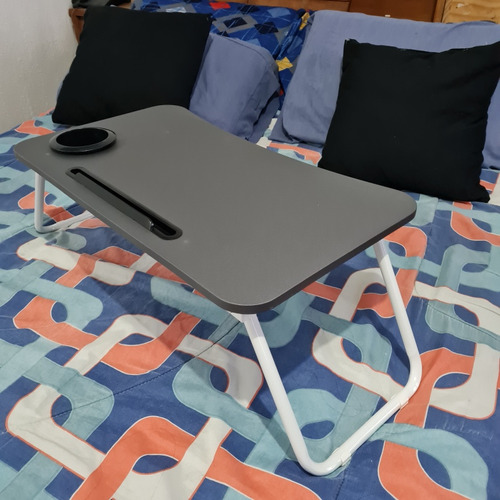 Mesa Plegable Para Laptop Con Portavasos. Nueva. Diseño Cur