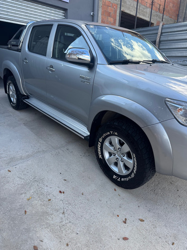Toyota Hilux 2.7 Srv Cab. Dupla 4x2 Flex Aut. 4p