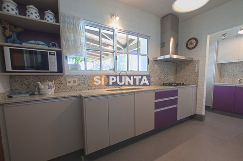 Imagen 7 de 30 de Casa En La Arbolada A La Venta