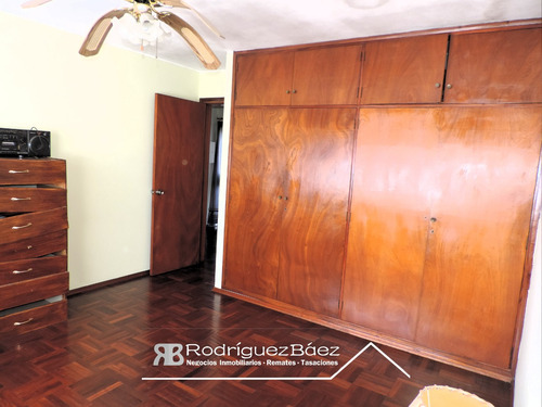 Venta Casa 3 Dormitorios 2 Baños Garage Jardin Fondo Verde