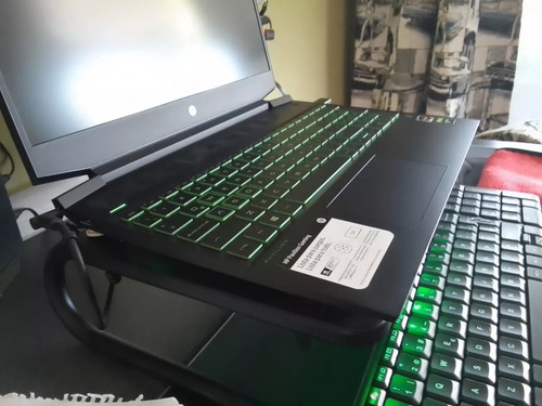 Hp 15ec1025la Ryzen 5 Ram24 Gb Ssd256+480 Gtx1050(3gb) Gamer Negro/verde (Usado)